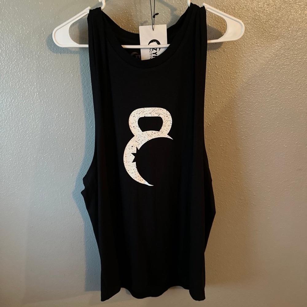 ZYIA Tank